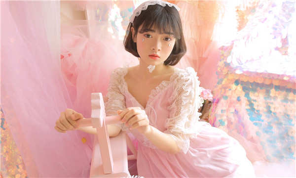 平顺供卵试管代怀生子多少钱？这一直是很多不孕不育家庭关注的话题。在中国，不孕不育的发生率越来越高，根据《中国不孕不育现状调研报告》显示，育龄夫妇的不孕不育率从20年前的3%增长至现在的12.5%-18.2%，患者人数高达6000万以上。在这样的背景下，许多家庭通过供卵试管来实现自己的生育梦想。那么，供卵试管代怀生子的费用到底是多少呢？